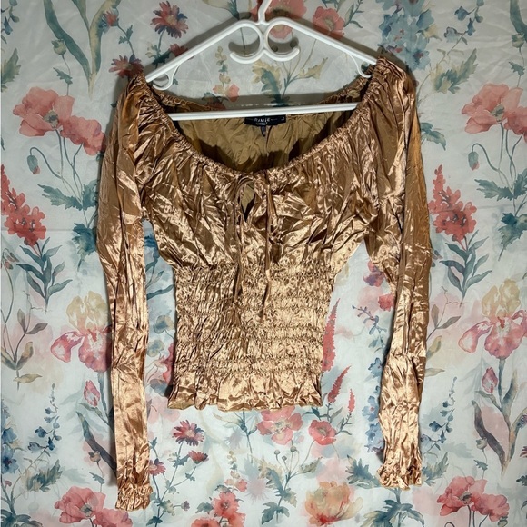 Rampage Gold Ruched Long Sleeve Blouse - Picture 1 of 10